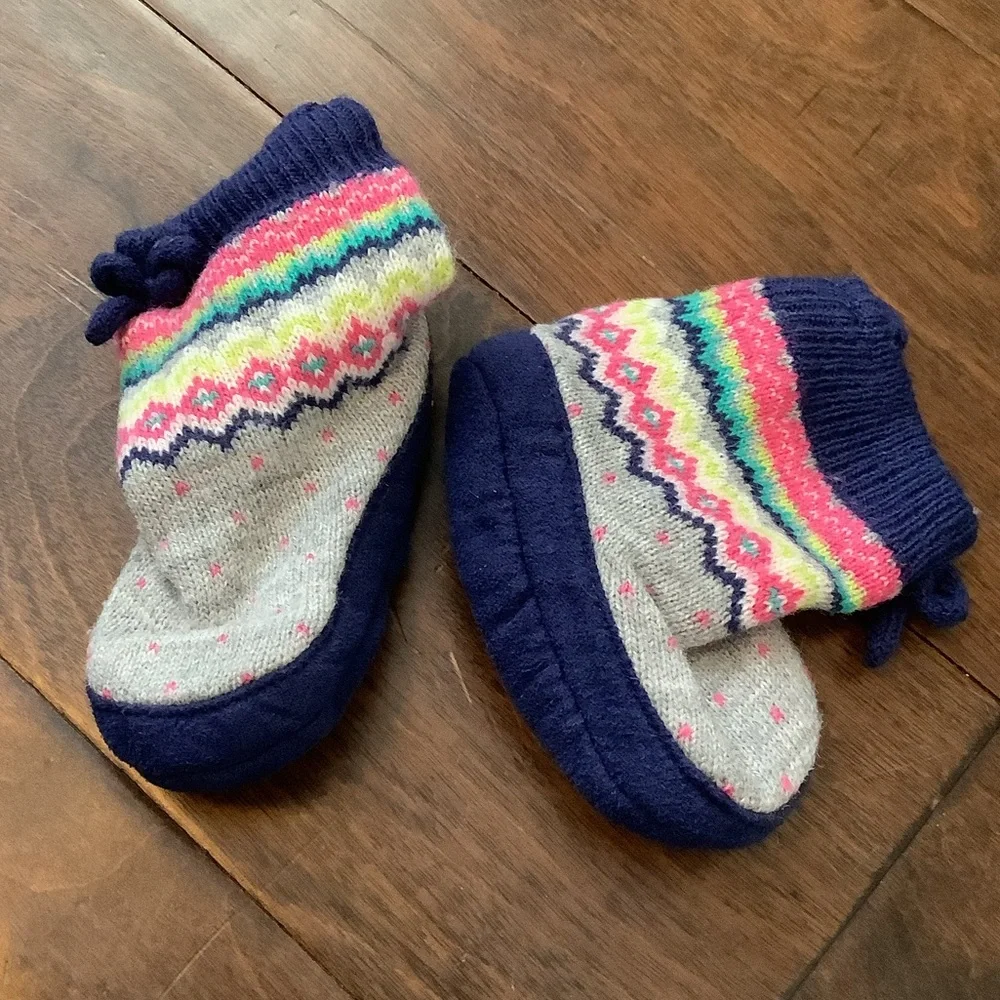 Carters 6-12 months Fair Isle Sweater Booties Gray Pink Navy Non Skid